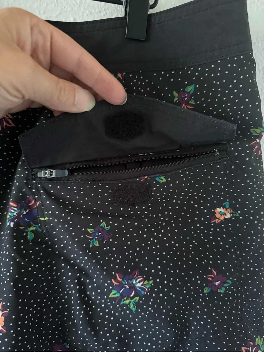 RVCA Black Floral Dot Boardshorts with Zipper Fly - 36